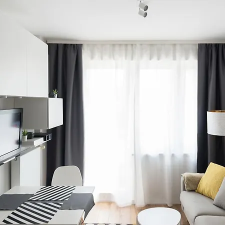 Apartment We Metro Centrum Warsaw